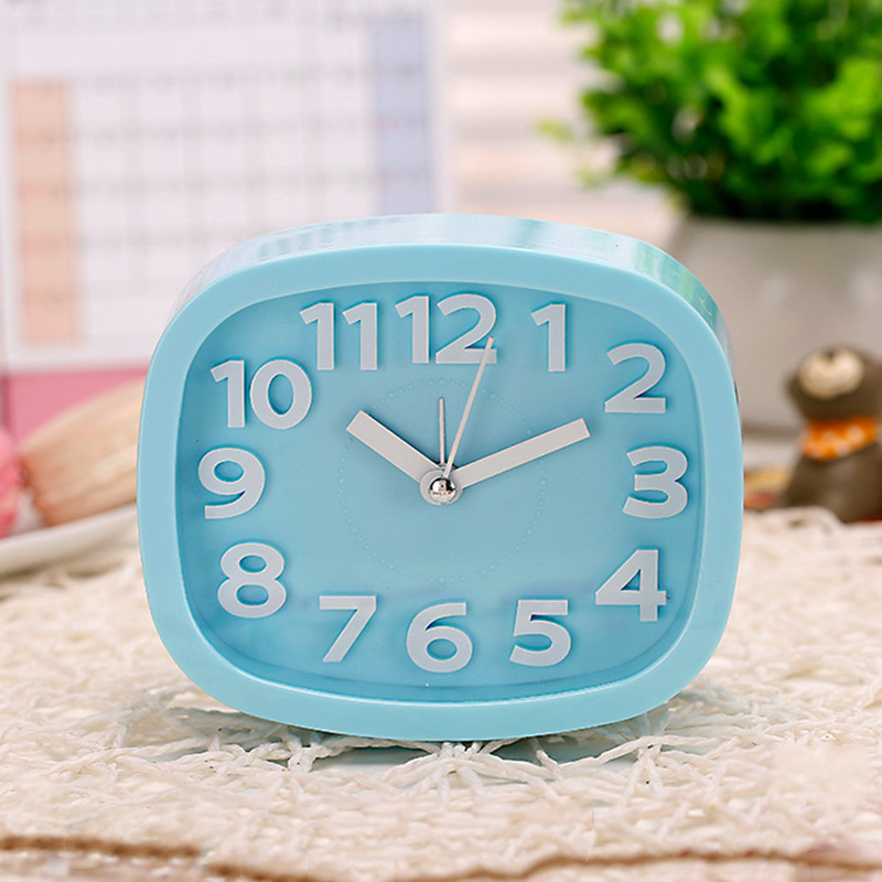 Nouveau-Design-Alarme-Horloge-Enfants-tudiants-Chambre-Bureau-Table-Horloge-Salon-D-coration-de-La-Maison-2.jpg