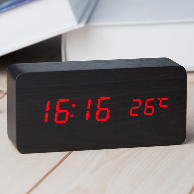 Top-SaleQuality-Num-rique-LED-D-alarme-Horloge-Sound-Control-En-Bois-Despertador-Horloge-De-Bureau-4.jpg