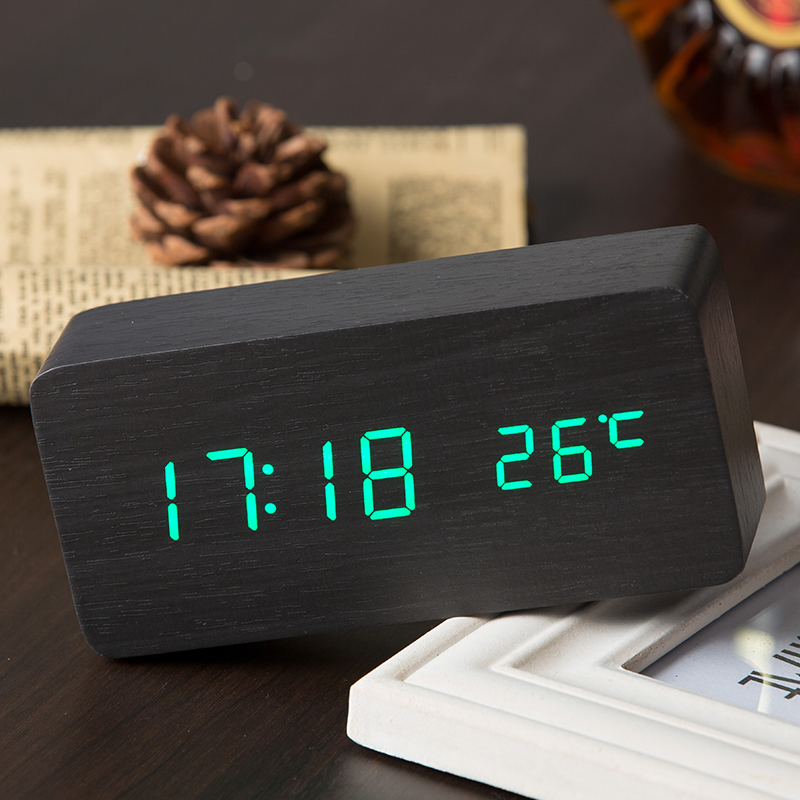 Top-SaleQuality-Num-rique-LED-D-alarme-Horloge-Sound-Control-En-Bois-Despertador-Horloge-De-Bureau-5.jpg